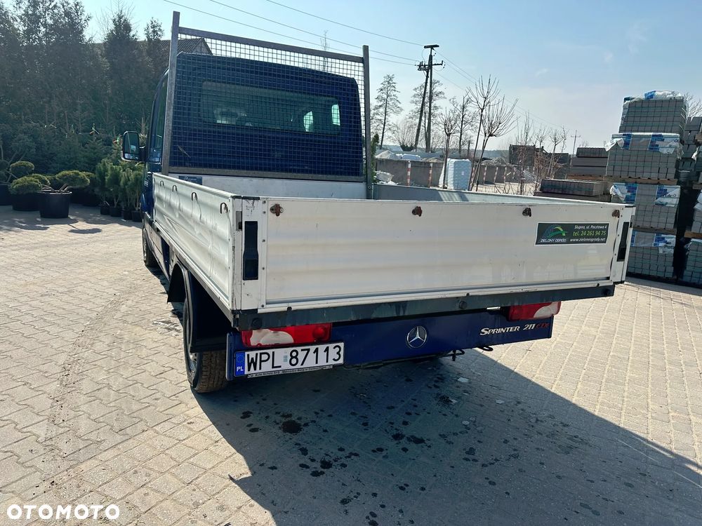 Mercedes-Benz Sprinter - 7