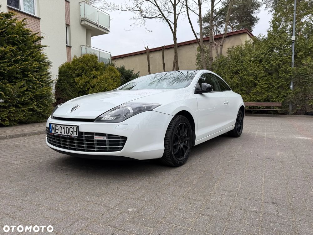 Renault Laguna 2.0 dCi Monaco GP2 - 6