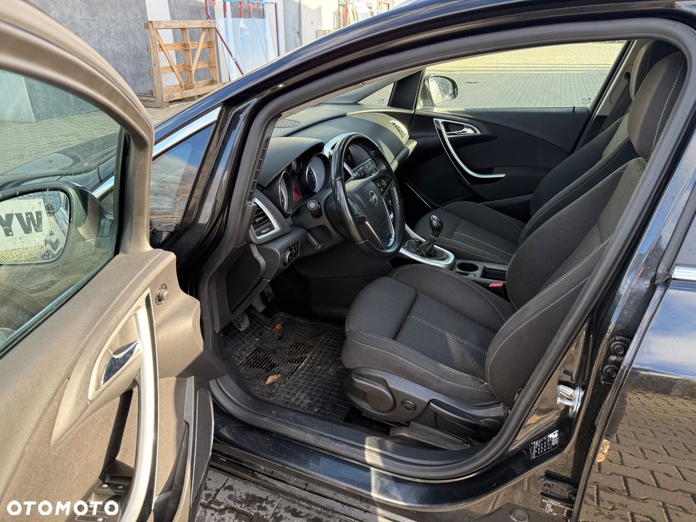 Opel Astra 1.4 T Cosmo - 10