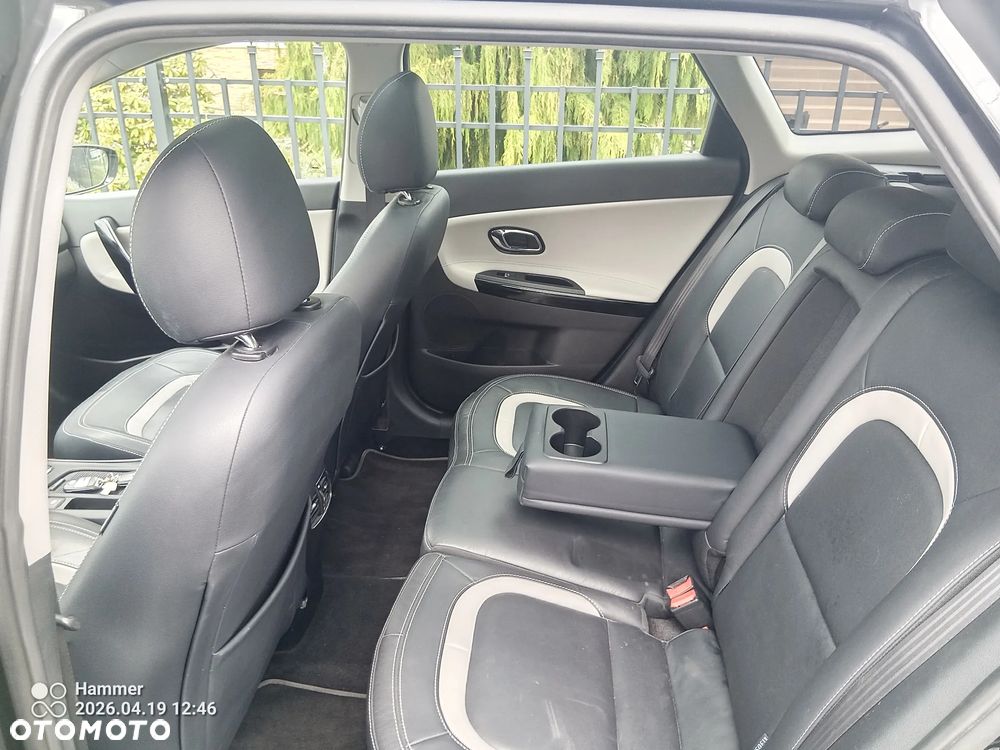 Kia Ceed 1.6 CRDi 136 ISG Platinum Edition - 18