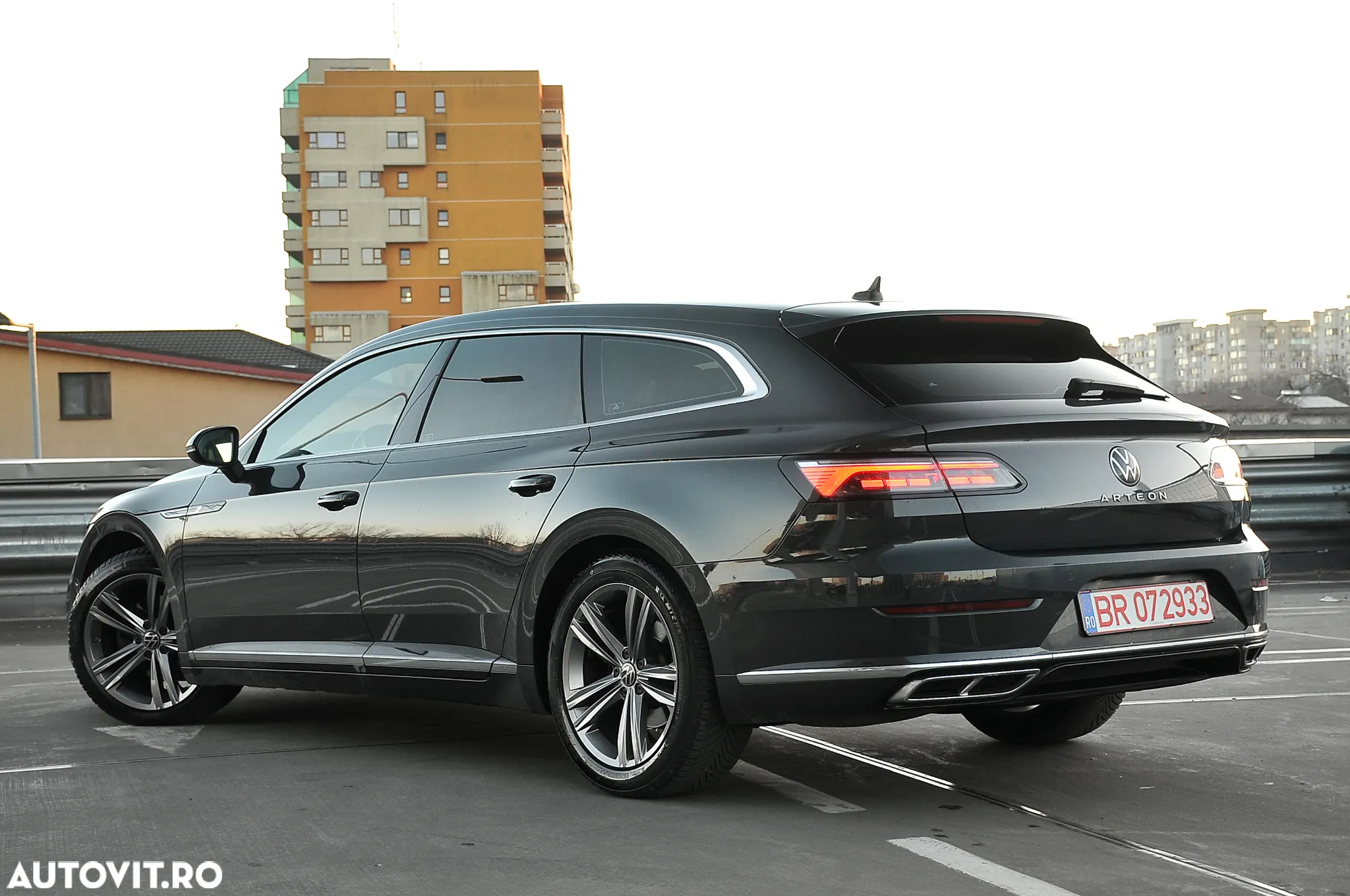 Volkswagen ARTEON Shooting Brake 2.0 TDI SCR DSG R-Line - 13