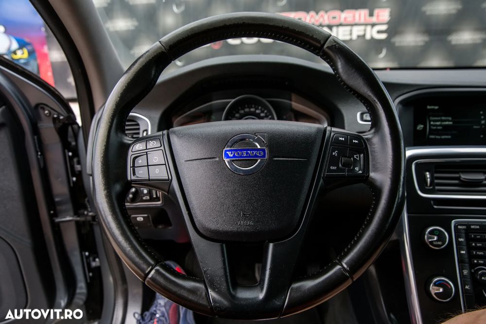Volvo V60 D2 Geartronic Kinetic - 34