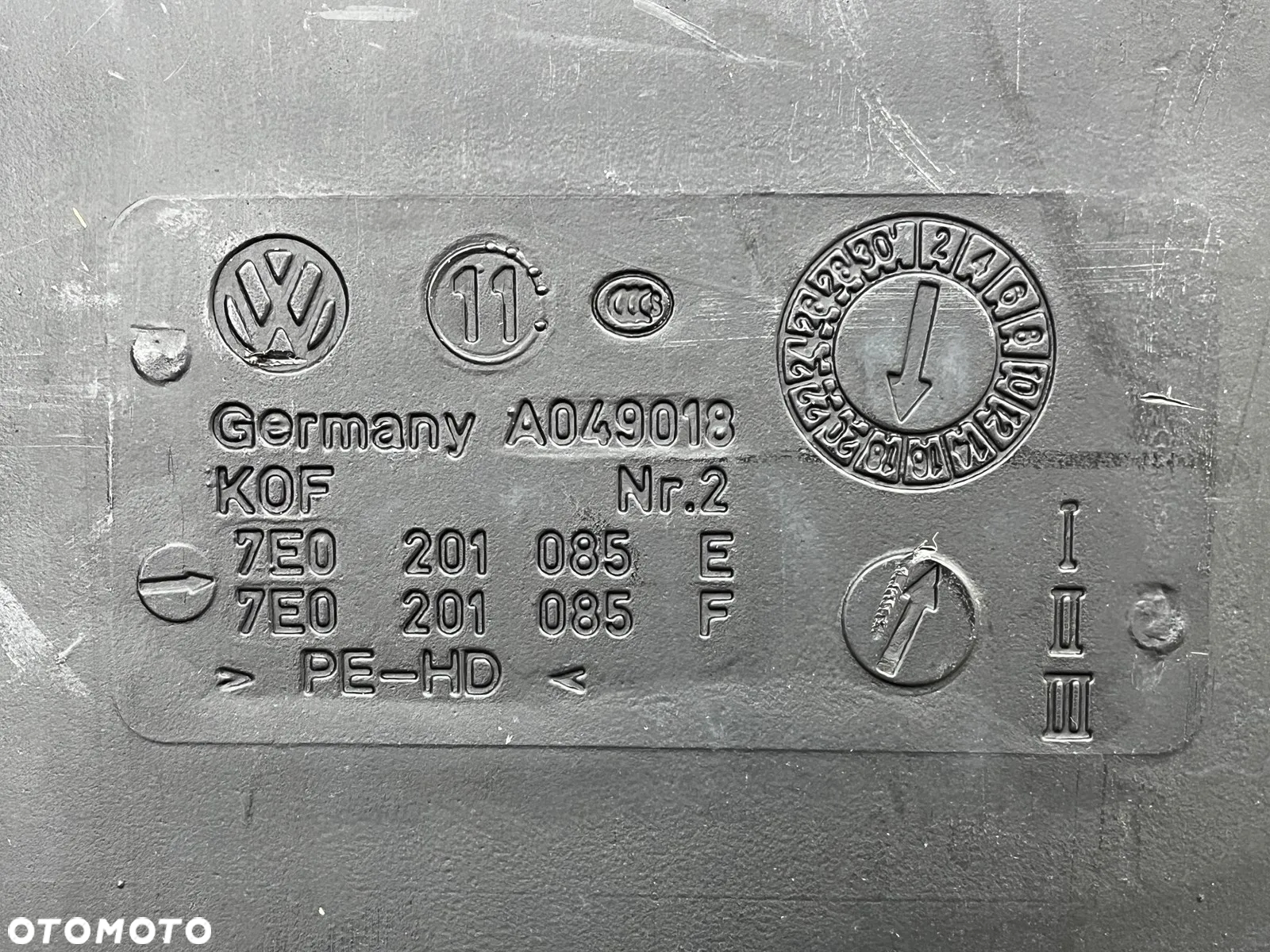 Bak zbiornik paliwa VW T5 LIFT Transporter Multivan Caravelle 1.9 2.0 2.5 TDI 7E0201021 - 6