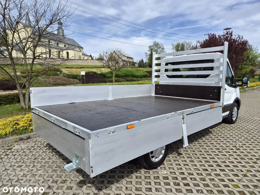Ford Transit - 16
