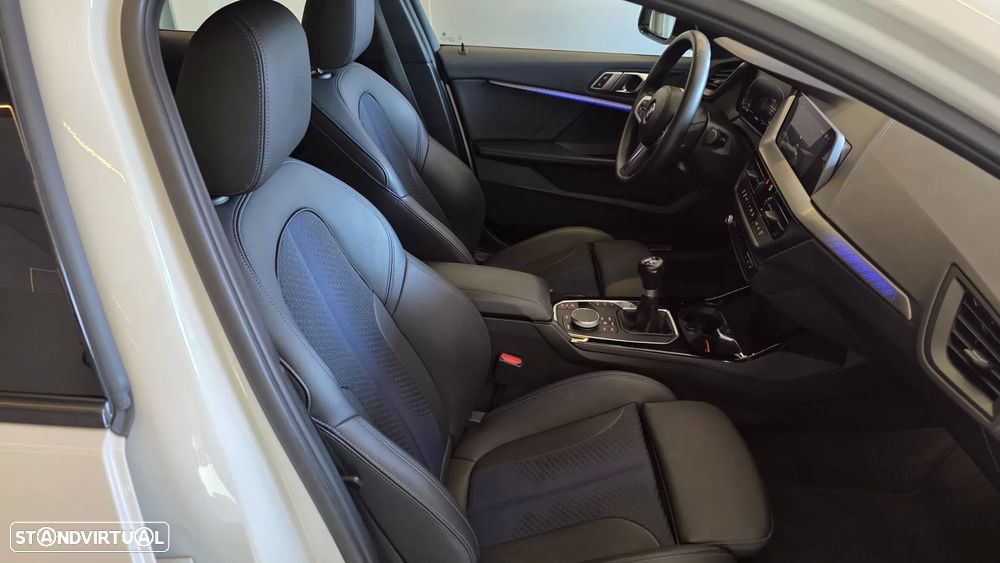 BMW 116 d Pack Desportivo M - 52