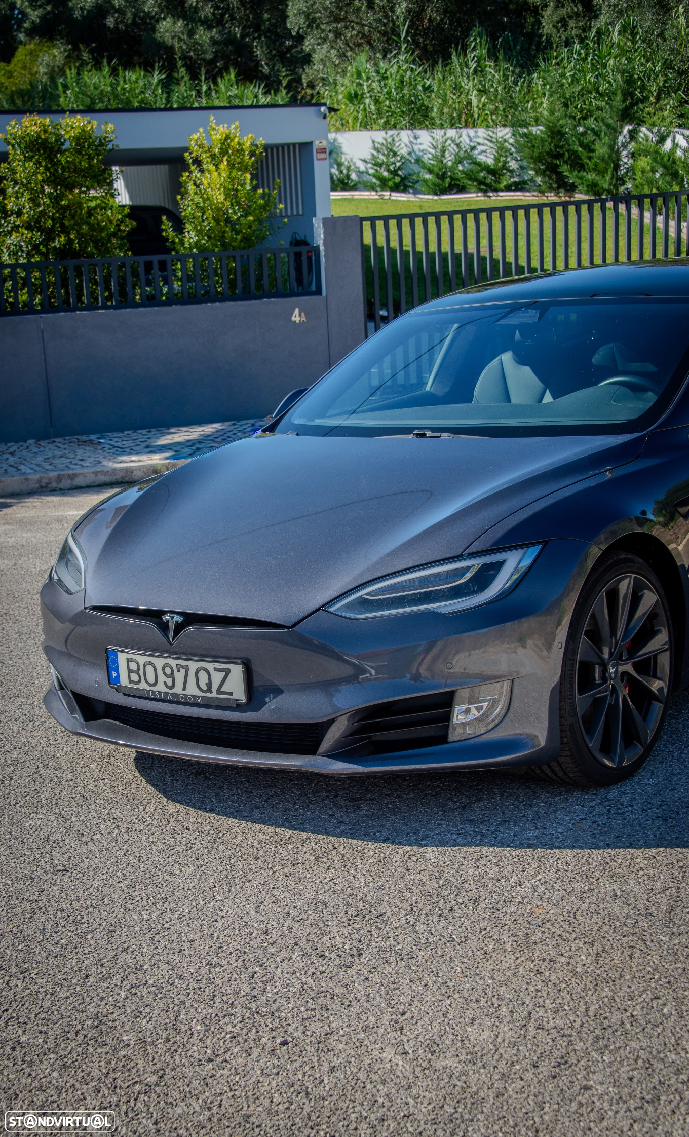 Tesla Model S Performance - 10