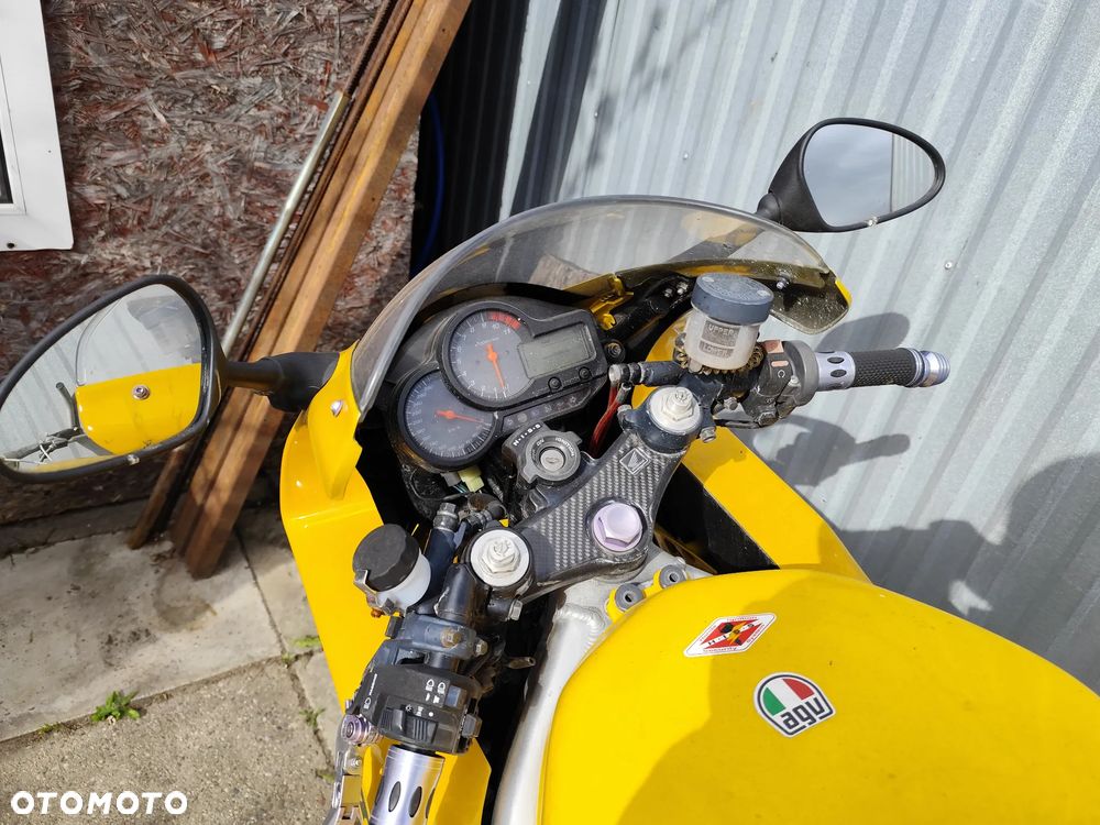 Honda VTR - 33