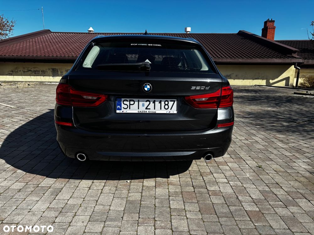 BMW Seria 5 520d - 4