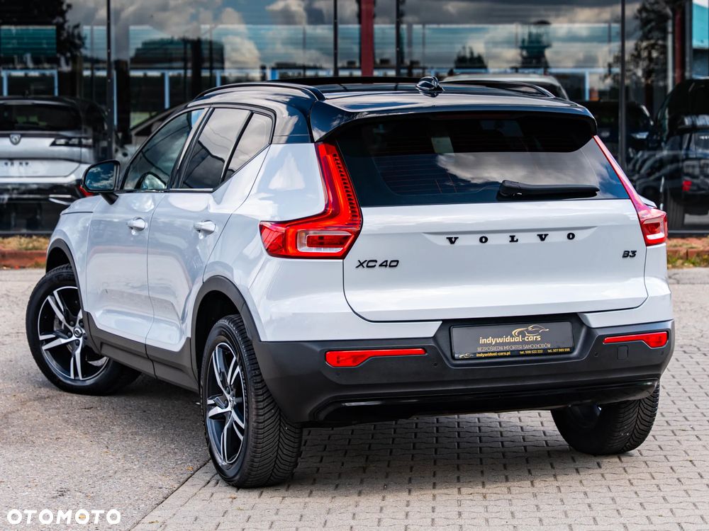 Volvo XC 40 B3 B DKG Plus Dark - 5