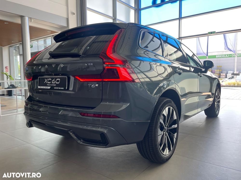 Volvo XC 60 T6 AWD Recharge Plus Dark - 5