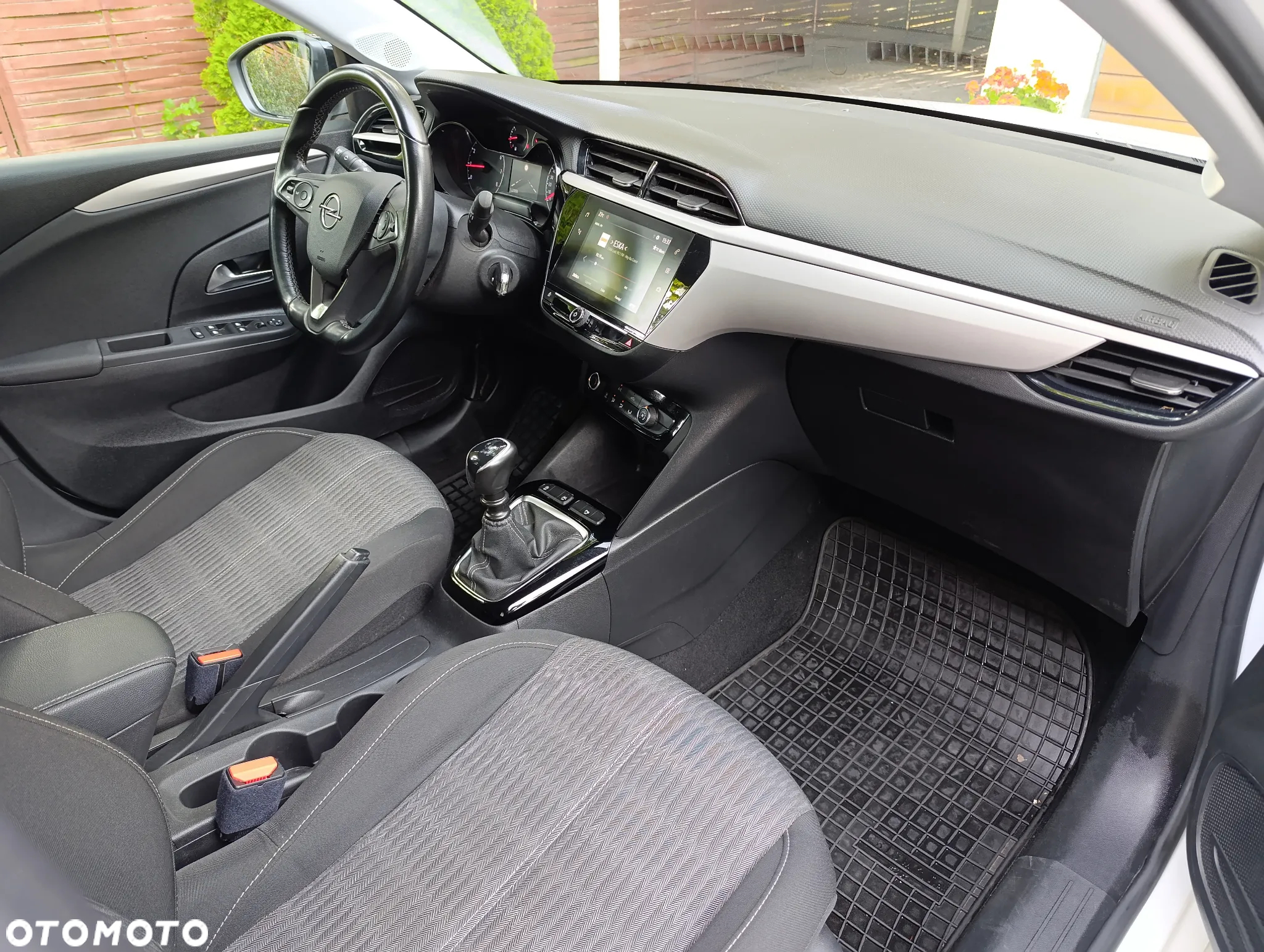 Opel Corsa 1.5 D Edition S&S - 23
