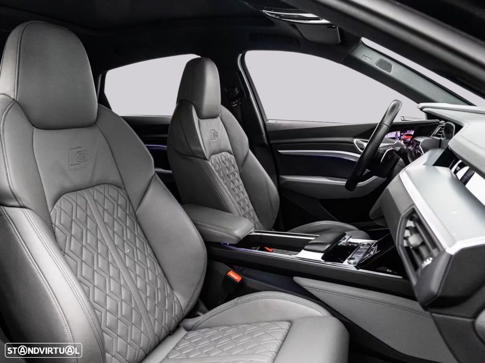 Audi e-tron Sportback - 25