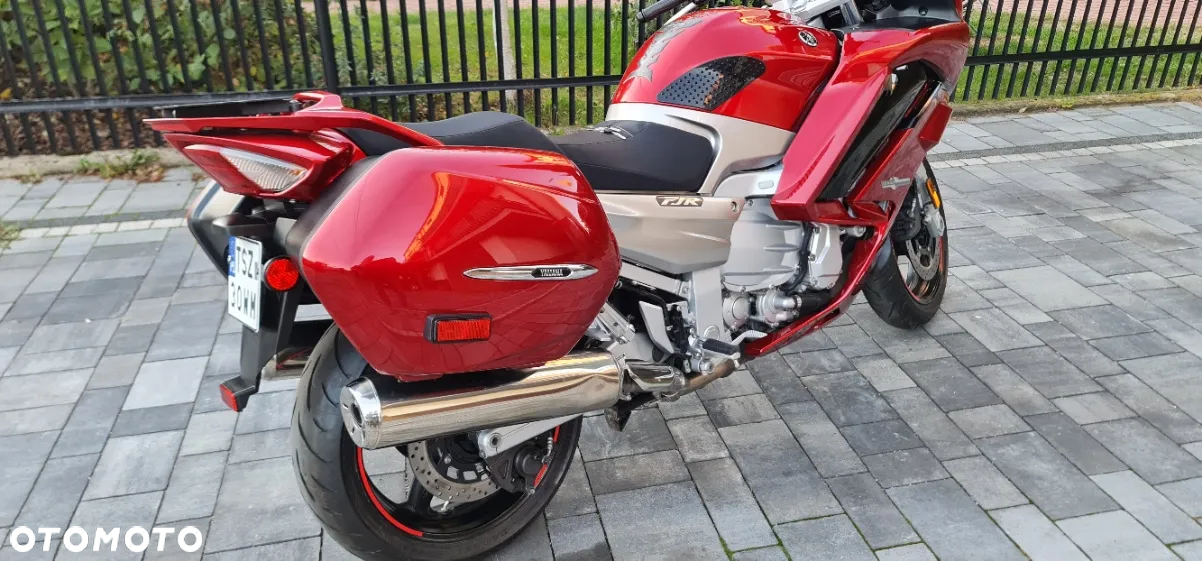 Yamaha FJR - 12