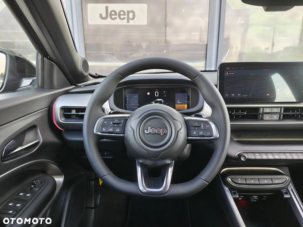 Jeep Avenger 1.2 T3 mHEV Summit FWD eDCT6 - 14