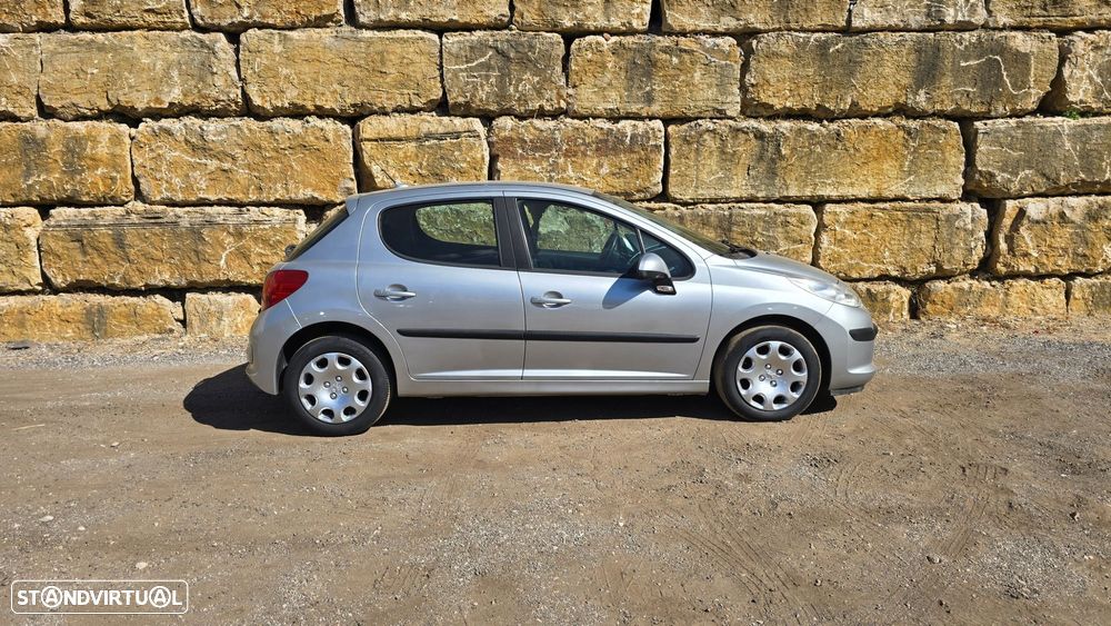 Peugeot 207 1.4 HDi Urban - 4