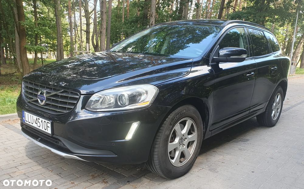 Volvo XC 60 D4 AWD Geartronic Momentum - 18