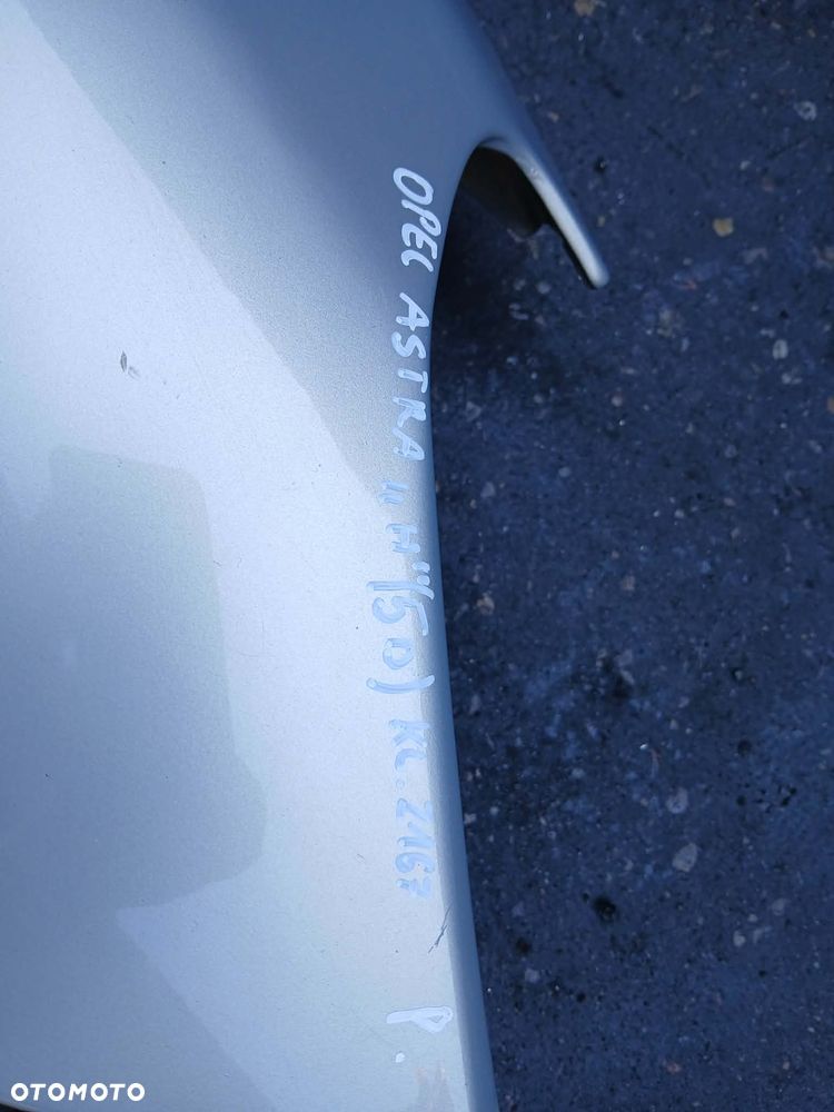 Opel Astra H III Błotnik prawy kod lakieru Z167 - 2