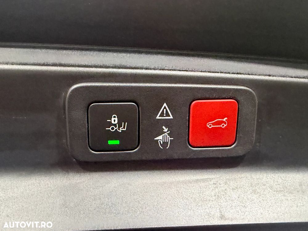 Peugeot 5008 2.0 BlueHDI s&s EAT8 GT - 21