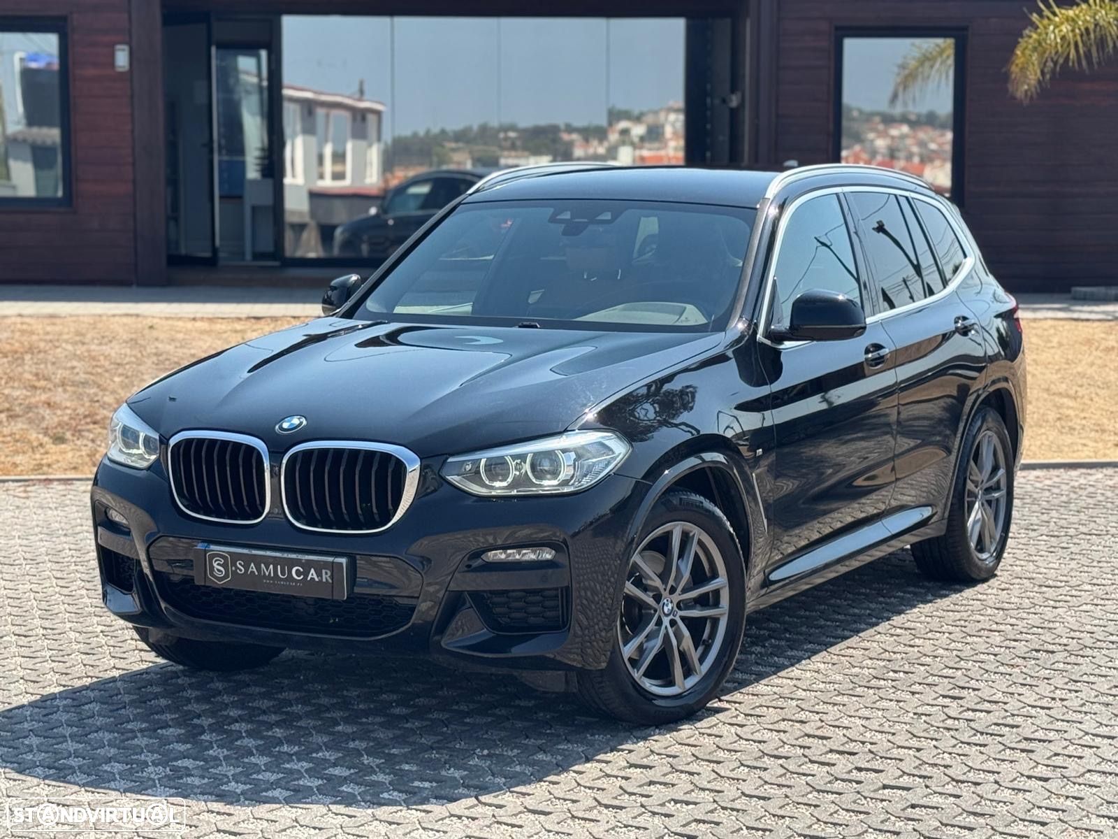 BMW X3 20 d xDrive Pack M - 1