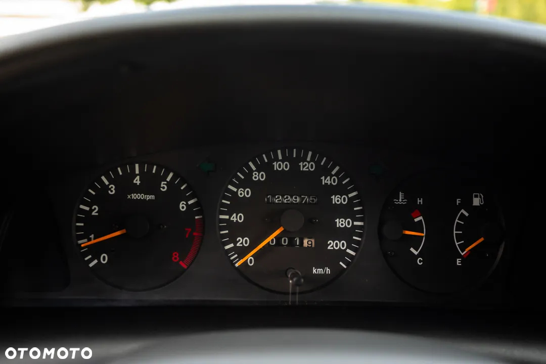 Suzuki Baleno 1.6 GLX - 26
