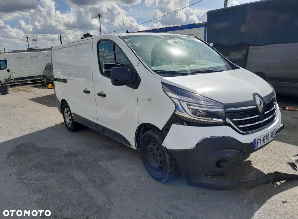 Renault Trafic Long - 1