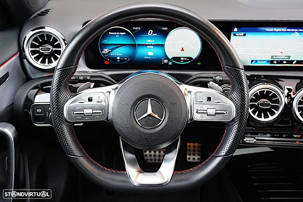 Mercedes-Benz A 250 e AMG Line - 33