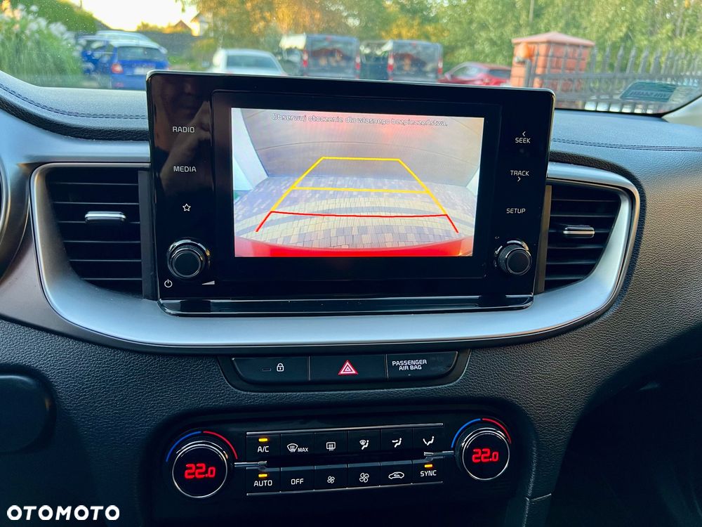 Kia Ceed 1.6 CRDi SCR M - 6