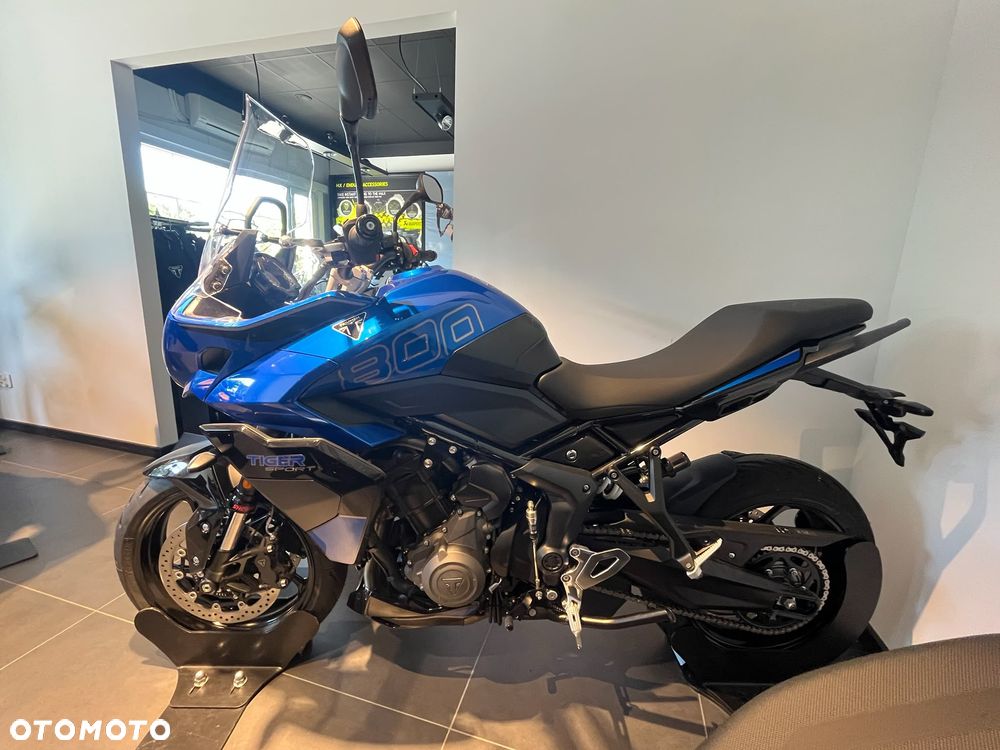 Triumph Tiger - 12