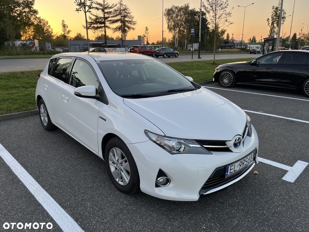 Toyota Auris 2013 photo 3