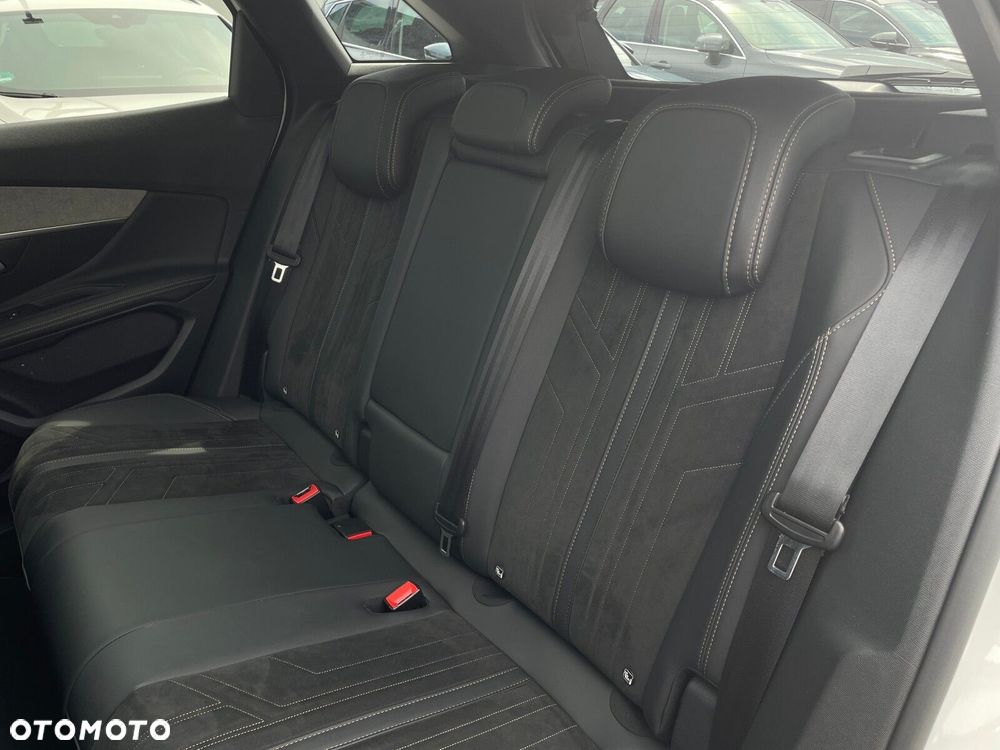 Peugeot 3008 1.2 PureTech GT Pack S&S EAT8 - 13