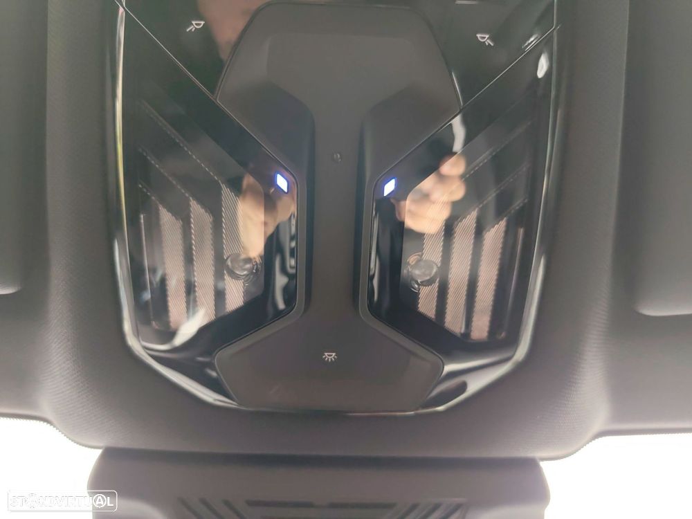 BMW 520 d Pack Desportivo M - 26