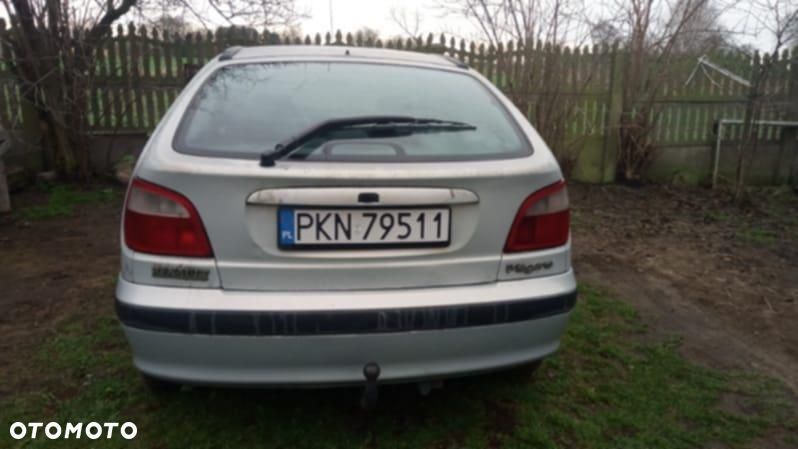 Renault Megane 1.4 RN 16V - 4