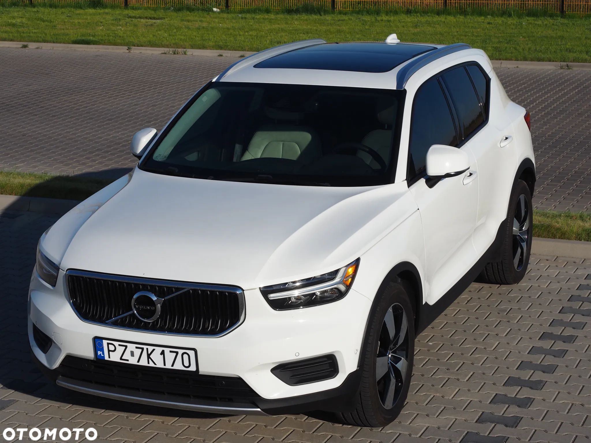 Volvo XC 40 T5 AWD Momentum