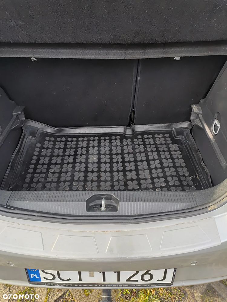 Opel Corsa 1.4 Cosmo - 14