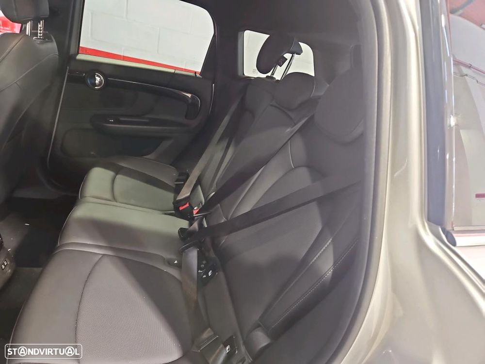 MINI Countryman Cooper SE Premium Classic Auto - 9