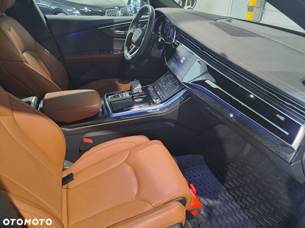 Audi Q8 55 TFSI mHEV Quattro Tiptronic - 13