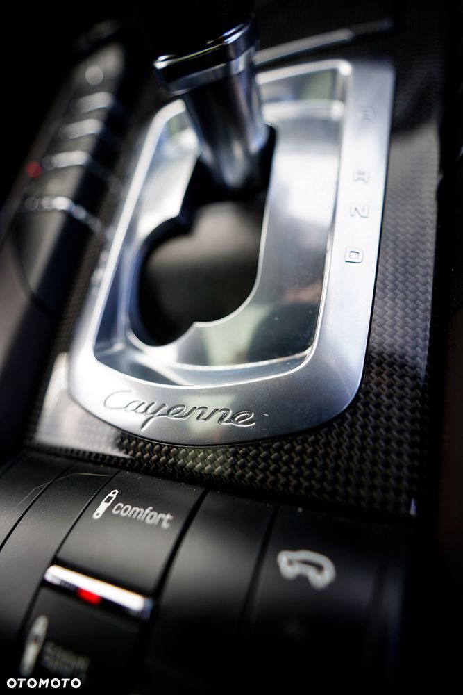 Porsche Cayenne S E-Hybrid - 8