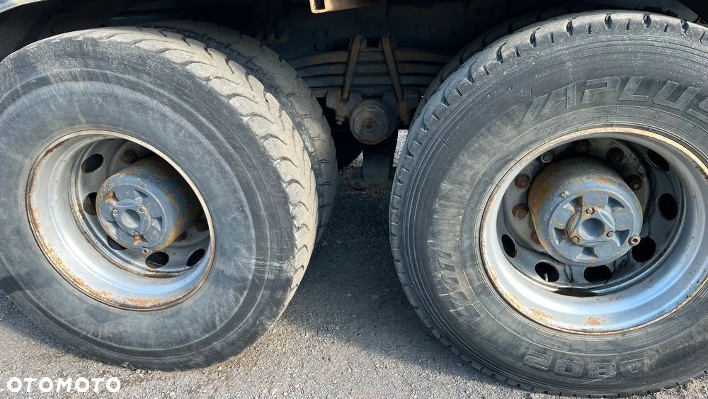 Mercedes-Benz scania 380 - 8