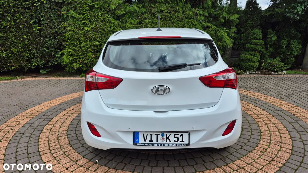 Hyundai i30 1.4 BlueDrive Comfort - 4