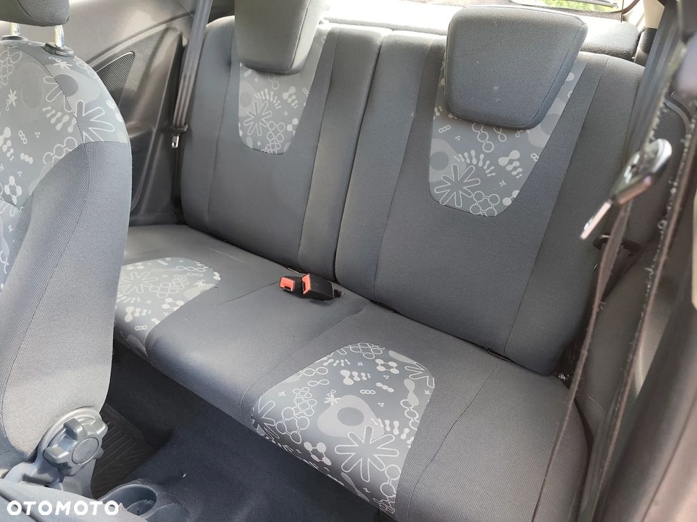Ford KA 1.2 Titanium EU5 - 11