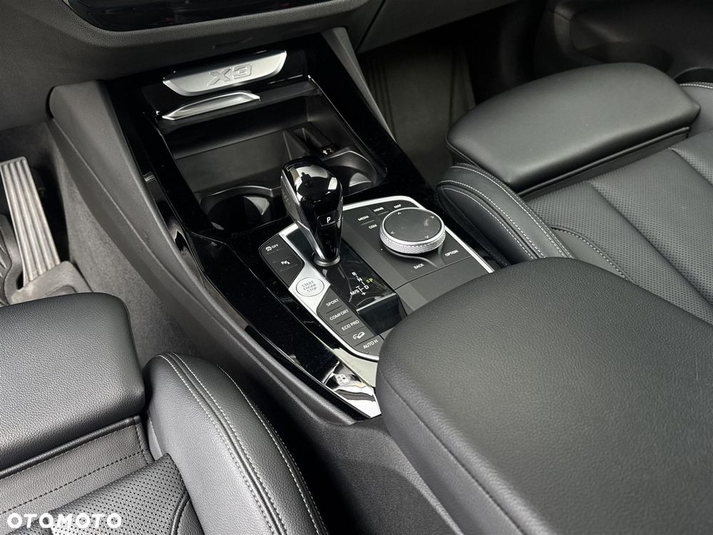 BMW X3 xDrive20d - 15