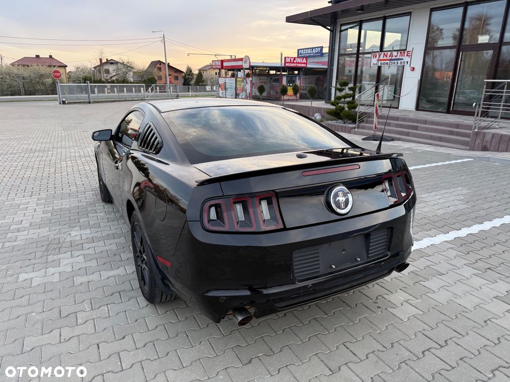 Ford Mustang 3.7 V6 - 14