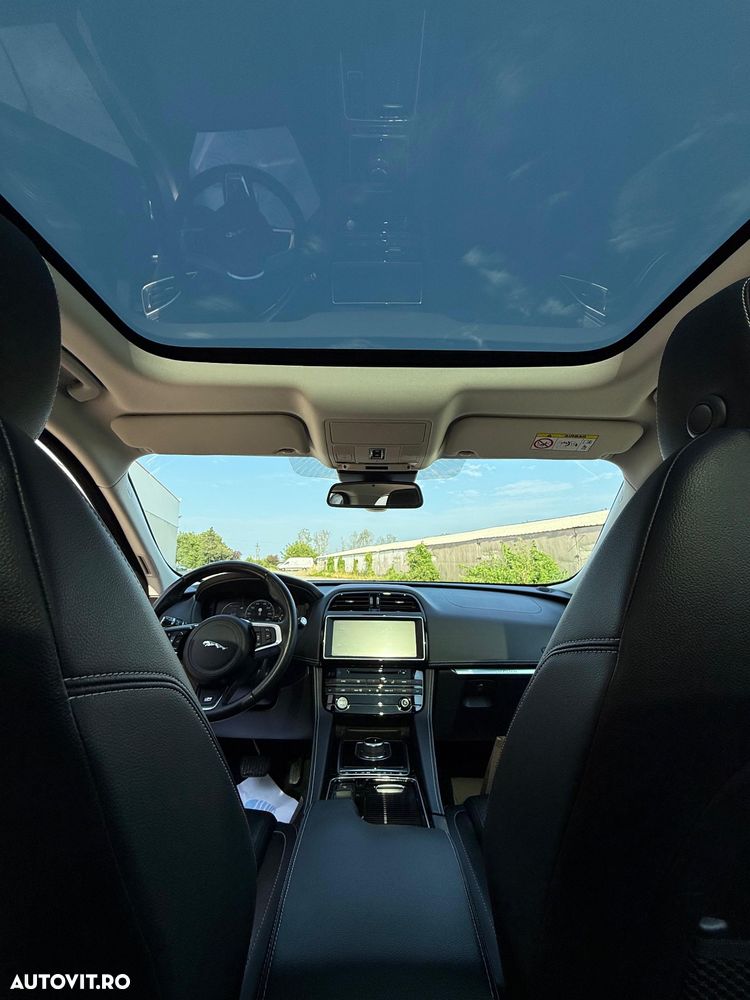Jaguar F-Pace 20d AWD Aut. R-Sport - 7