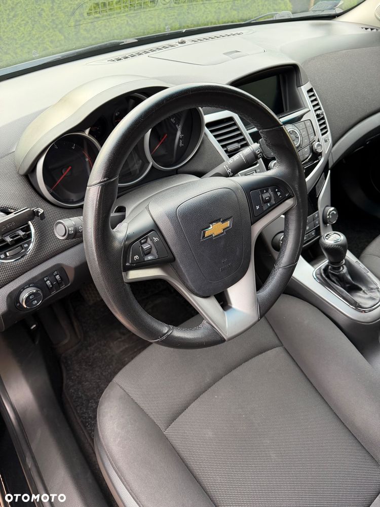 Chevrolet Cruze 2.0 D LT - 11