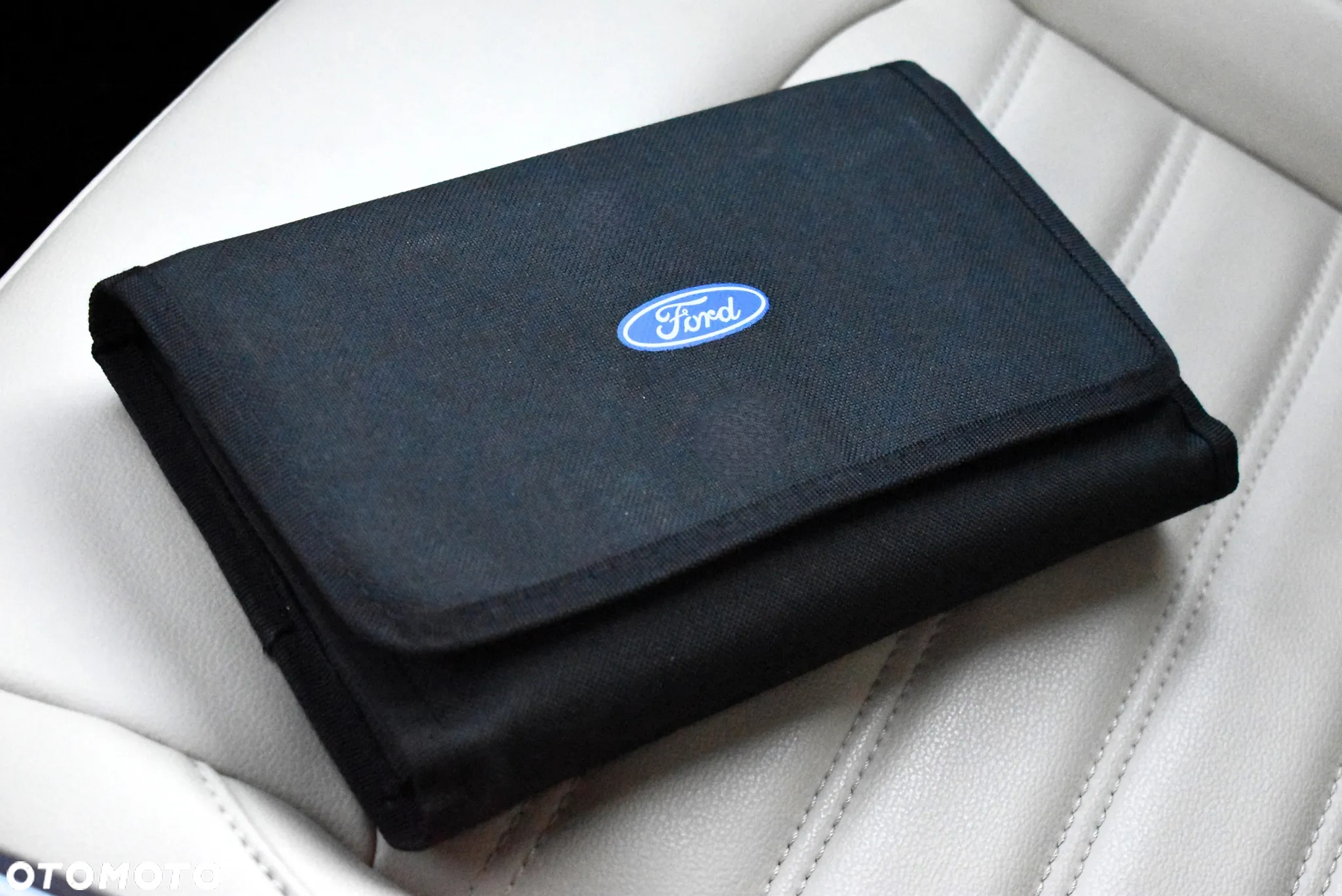 Ford Edge - 32