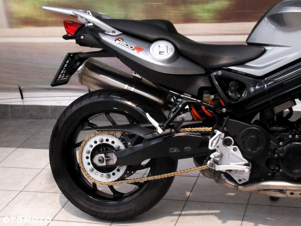BMW F - 12