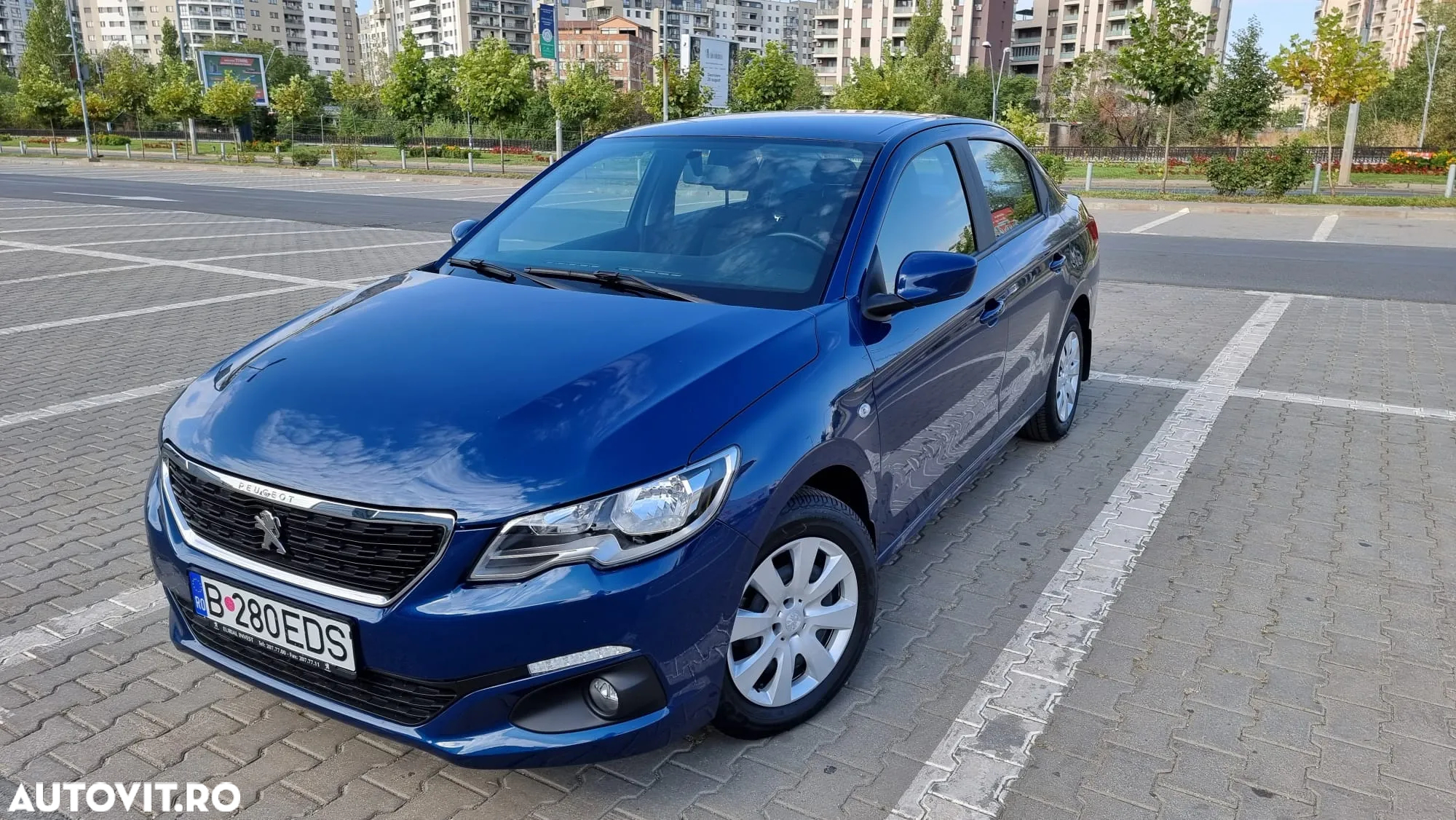 Peugeot 301 1.2 PureTech Allure - 2
