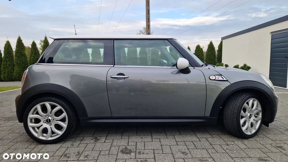 MINI Cooper S 50 Mayfair - 15