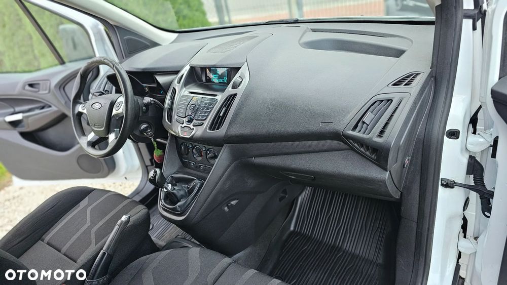 Ford Transit Connect - 13