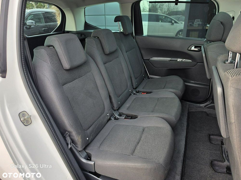 Peugeot 5008 - 35